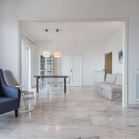 Apartamento Piazza Europa Landscape By Wonderful Italy CTA Exterior foto