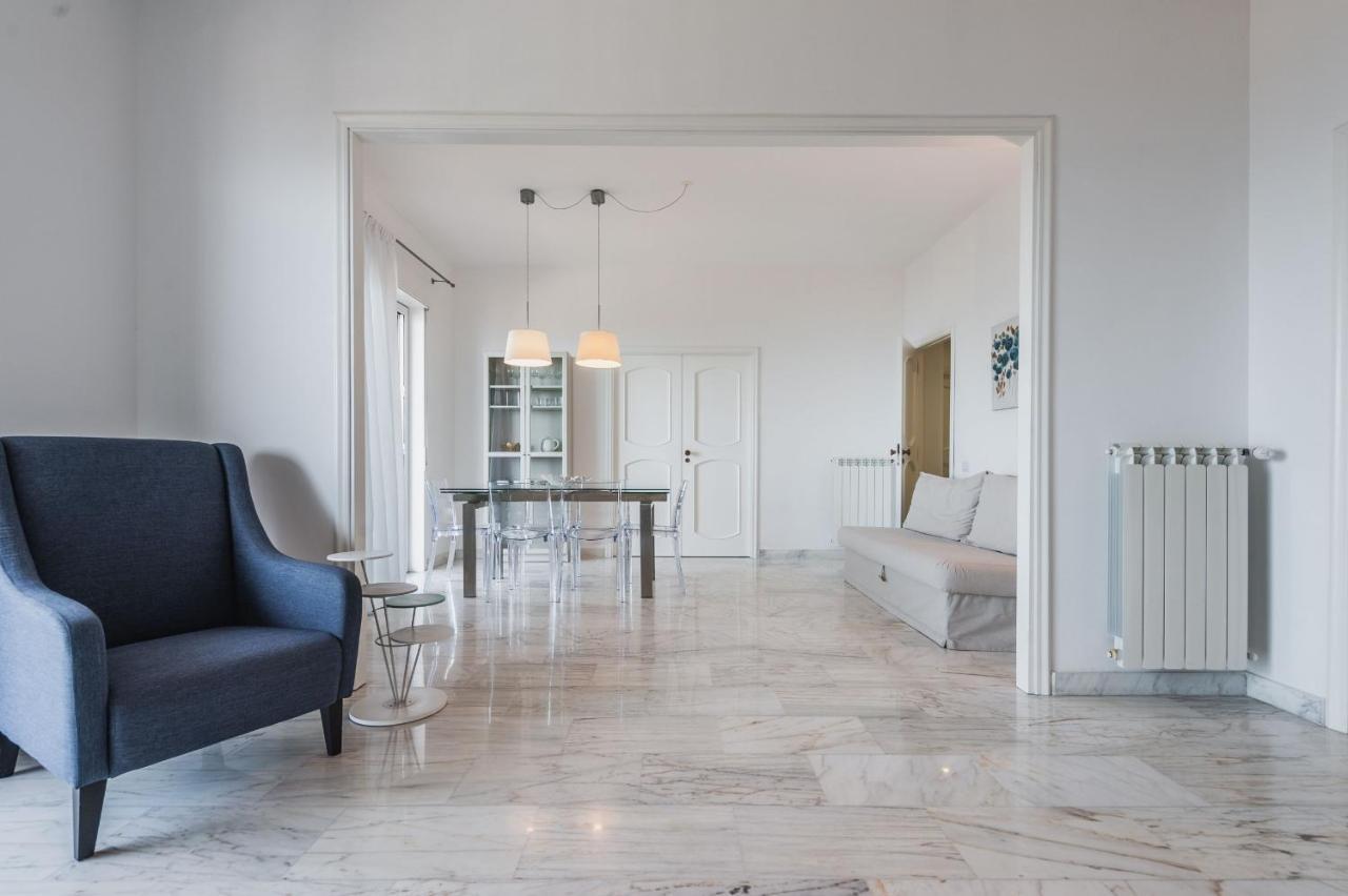 Apartamento Piazza Europa Landscape By Wonderful Italy CTA Exterior foto